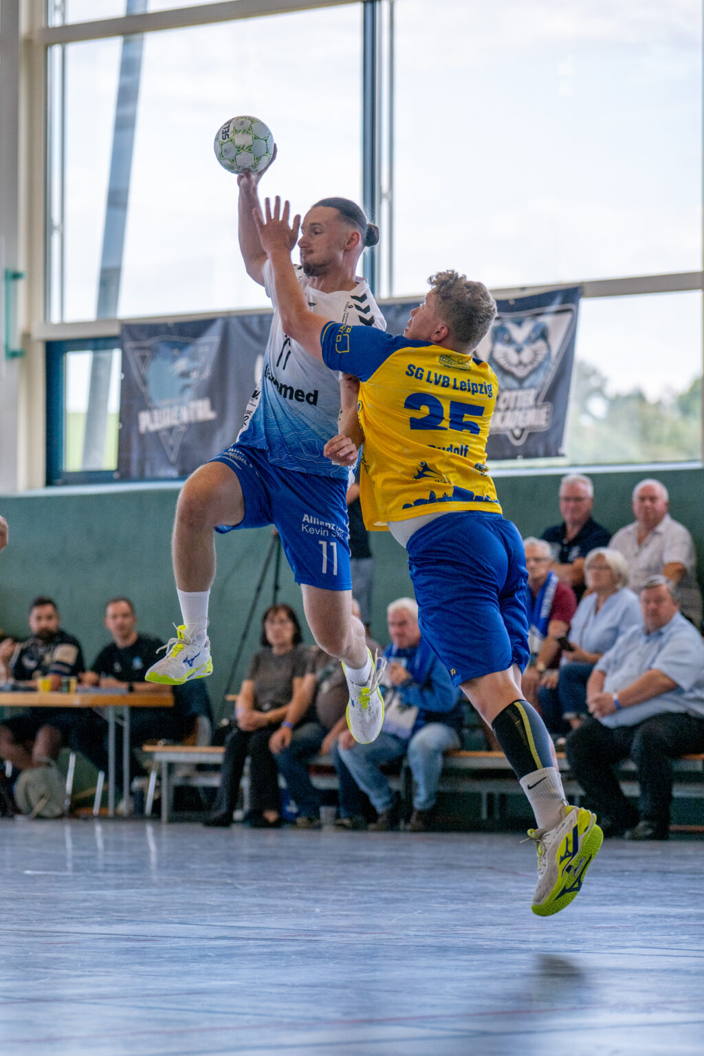 HC Pleißental Männer vs. SG LVB Leipzig 2 Bild 10