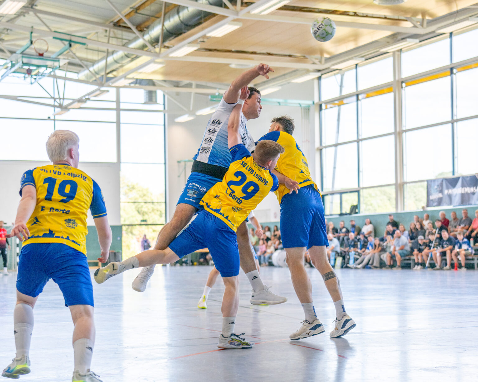 HC Pleißental Männer vs. SG LVB Leipzig 2 Bild 12